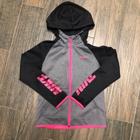 Nike Jackets & Blazers - 😱5 for $15😱Nike Junior Girls Hoodie Small🎾🏀